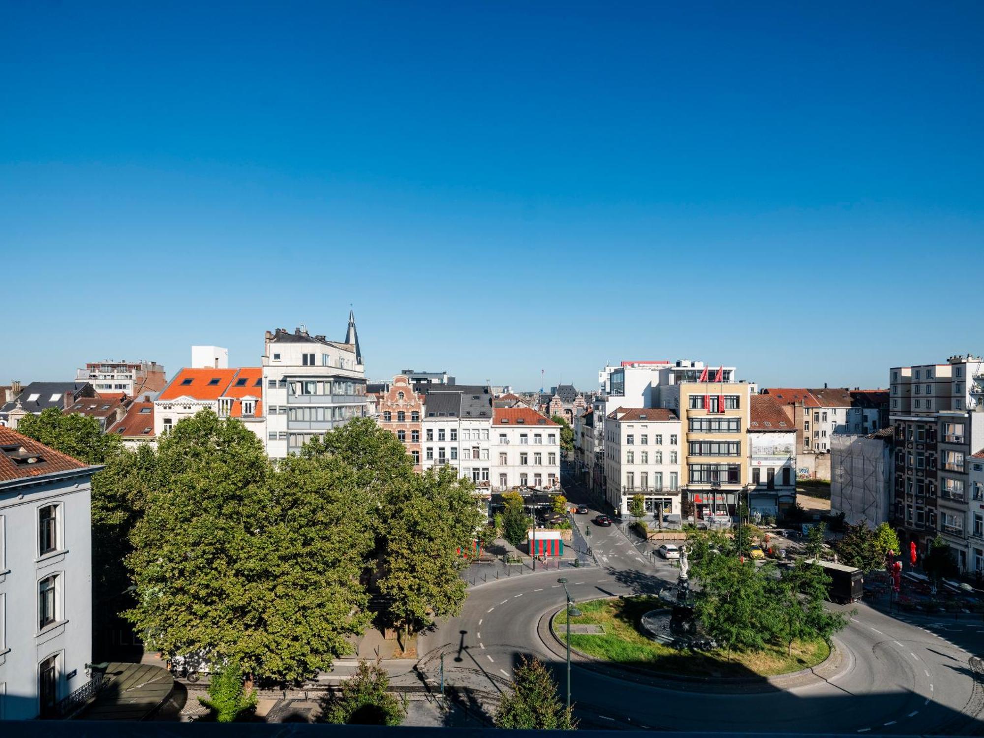 PILLOWS GRAND HOTEL PLACE ROUPPE BRUSSELS BOUTIQUE ACCOMMODATION BRUSSEL